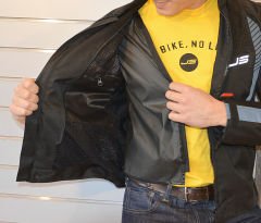 GIACCA MOTO ESTIVA JS WOODY DA UOMO TRAFORATO E IMPERMEABILE CON PROTEZIONI CE